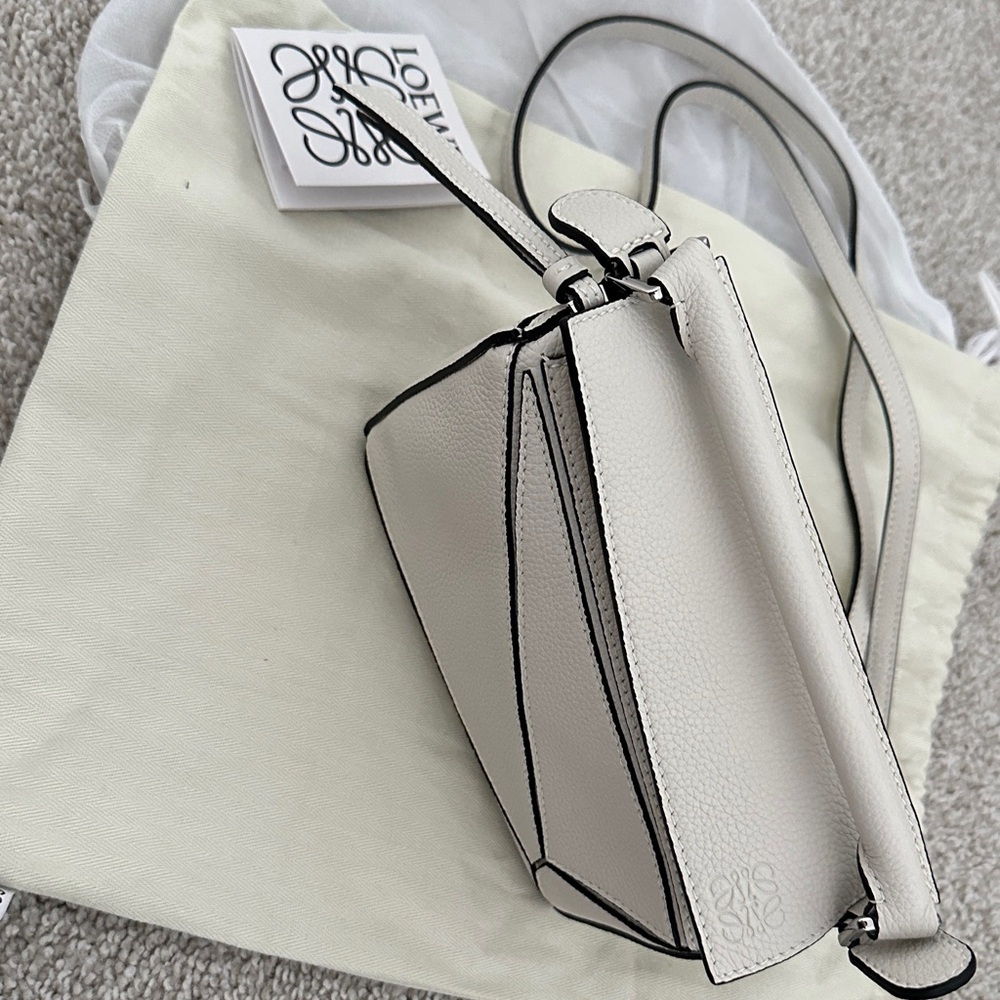 Brand New LOEWE Mini Puzzle Bag - White Leather Crossbody Purse